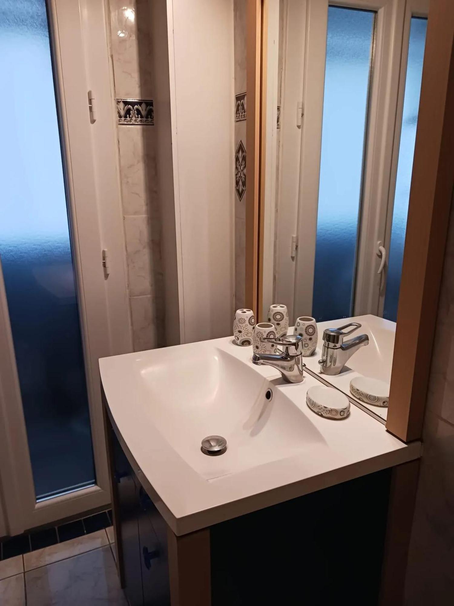 Appartement Moderne A Perpignan Avec Vue Sur La Montagne Exterior photo